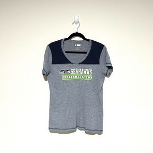 Distressed Seahawks Football NFL, V-neck T-shirt, Size Large